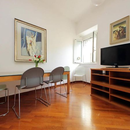 Navona Apartment, Large And Comfortable Rome Buitenkant foto